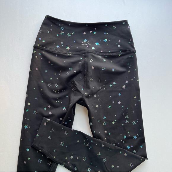 Beyond Yoga Sportflex Tossed Star High Waisted 7/8 Leggings - Picture 4 of 9